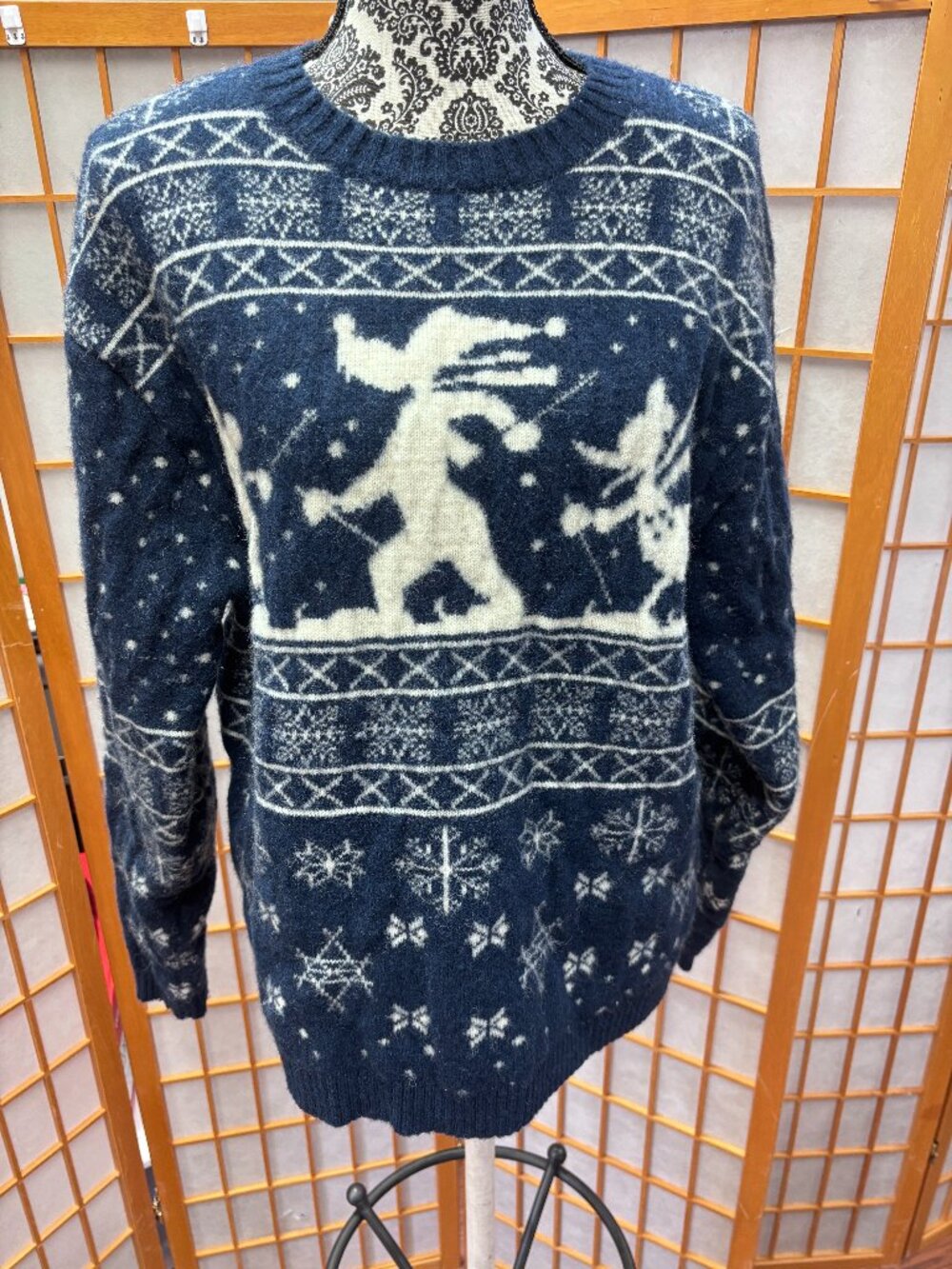 Vintage Goofy Disney Christmas Sweater Size L